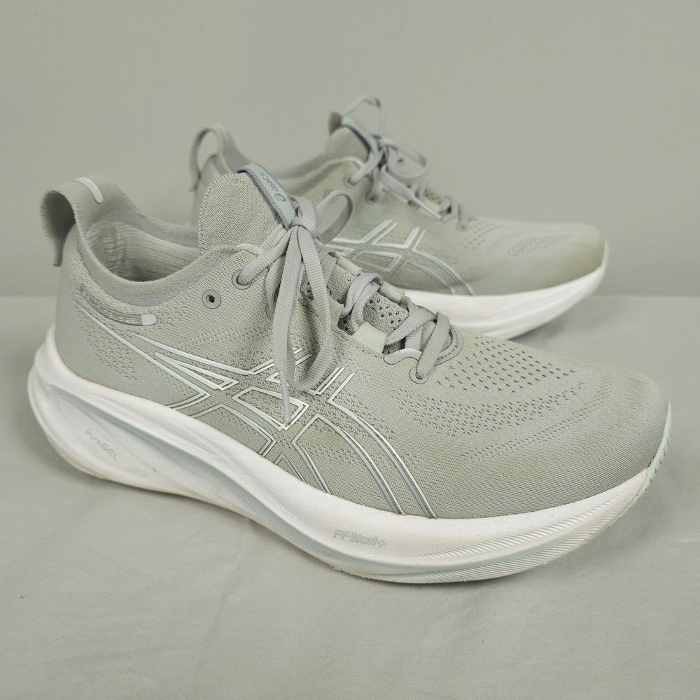 Asics Gel Nimbus 26 Shoes Women Size 9.5 Gray White Knit Mesh Running Sneakers